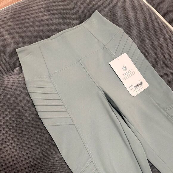 NWT‎ Athleta Delancey Moto Leggings Sage Green Size XXS Compression Active - Picture 3 of 12